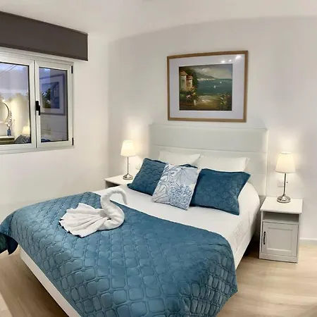 Apartment Casa Ocean Bliss; 2-bed Apt. In Perfect Location! Puerto del Carmen (Lanzarote)