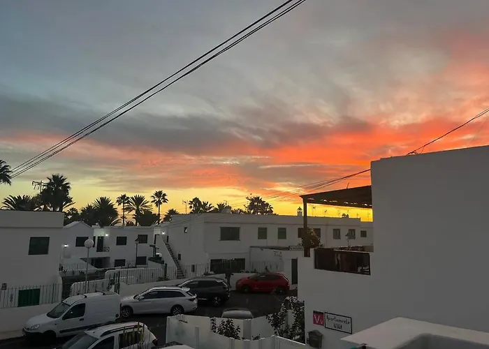 Casa Ocean Bliss; 2-bed Apt. In Perfect Location! Puerto del Carmen